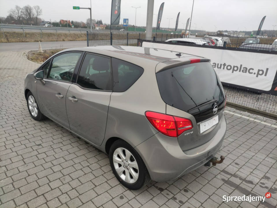 Opel Meriva II 2010 światła przeciwmgielne Lipówki