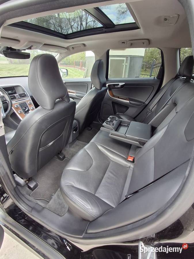 Volvo XC60 20 Benzyna Automat Skóra Bogate Dąbrowa Tarnowska