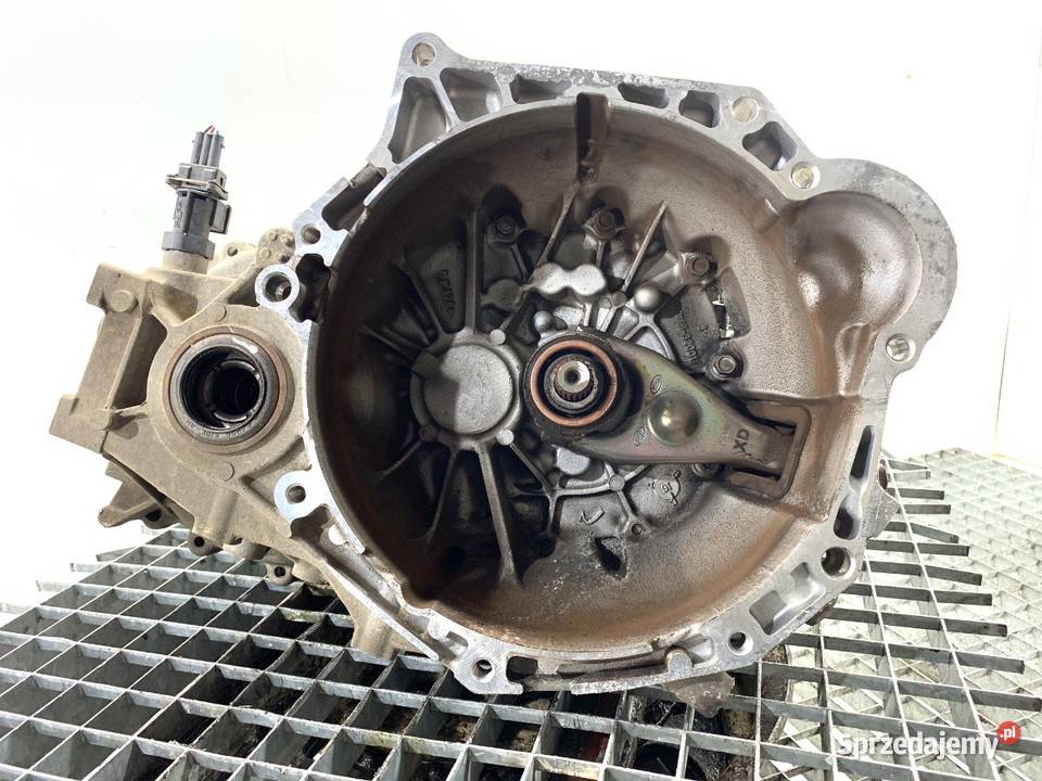 SKRZYNIA BIEGÓW KIA VENGA TJJ5 14 90