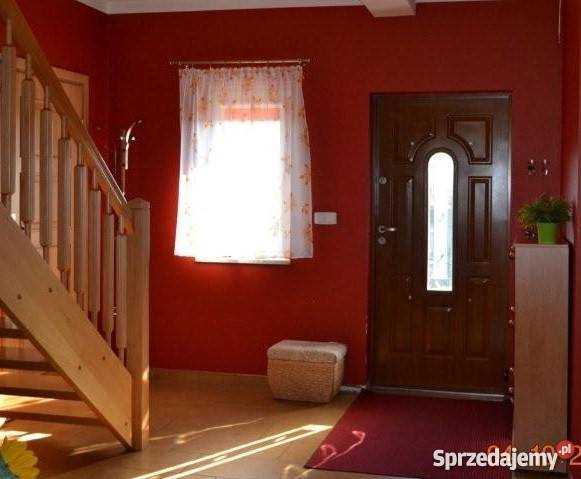 DOM W KRĘPIE SŁUPSKIEJ asfalt Krępa Słupska