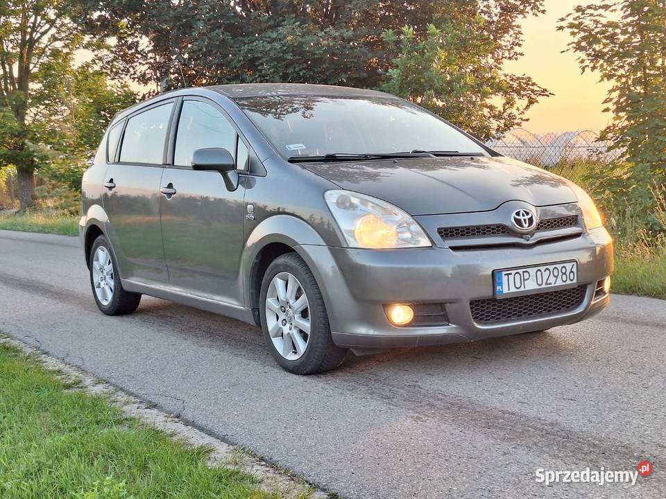 Toyota Corolla Verso 20 D4D NOWE OC nowe hamulce Goszczyn sprzedam