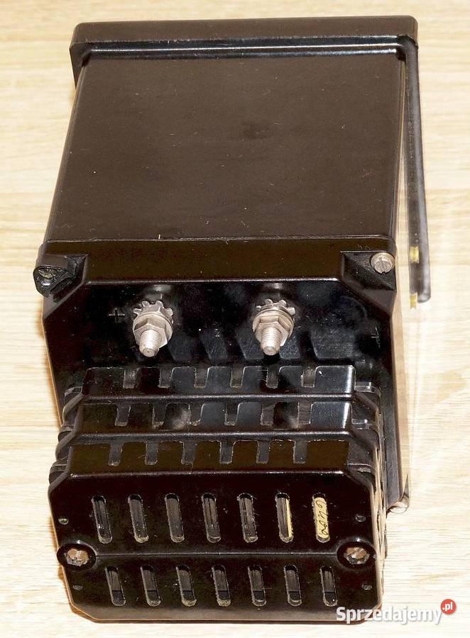 Miernik analogowy woltomierz tablicowy E40 400 śląskie Gliwice