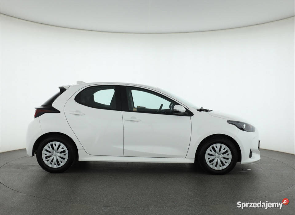 Toyota Yaris 15 VVTi Hybrid Piaseczno