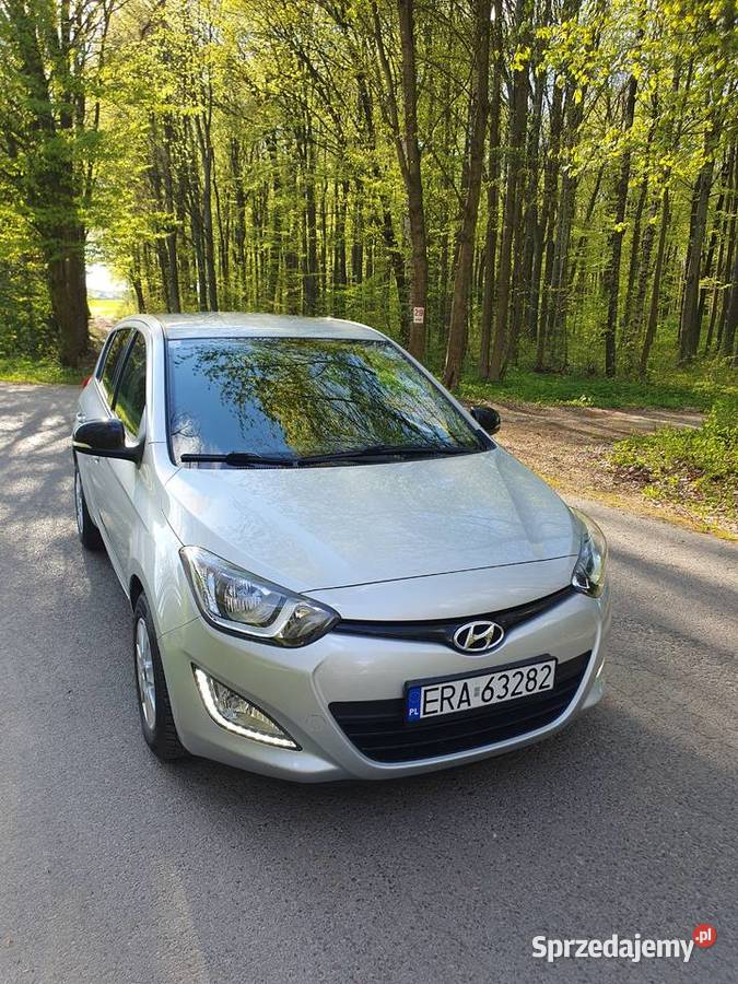 Hyundai i20 II 12 12 benzyna manualna