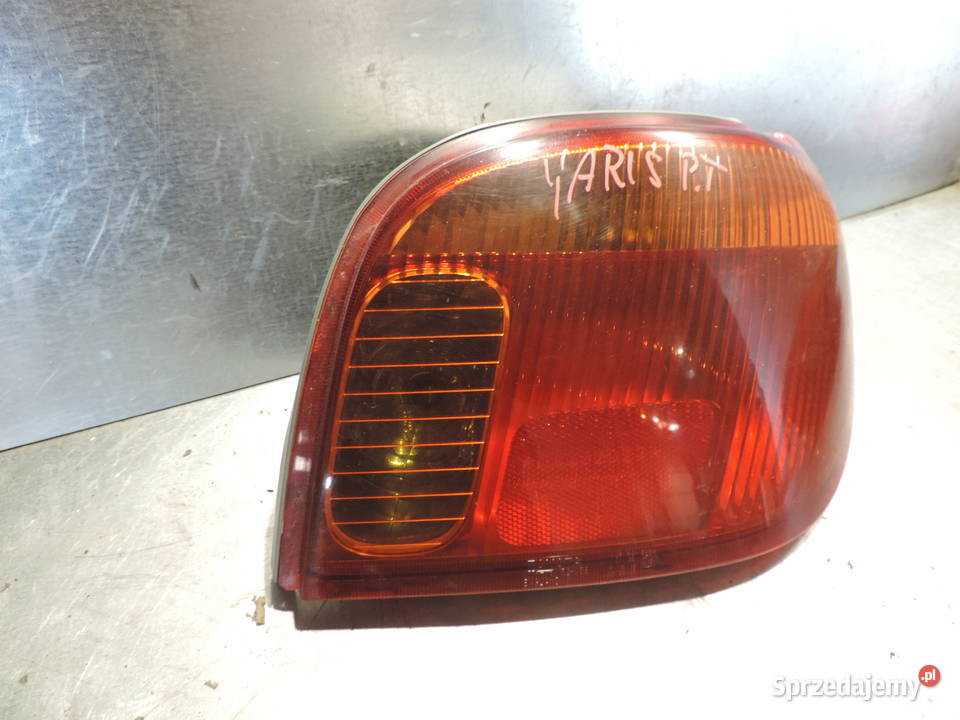 LAMPA PRAWY TYŁTOYOTA YARIS I FL Lampy tylne małopolskie