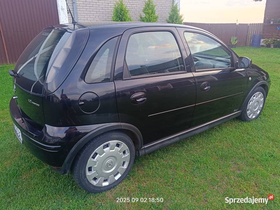 Opel Corsa C 2005r 12 80 5 drzwi klimatyzacja mazowieckie Nur