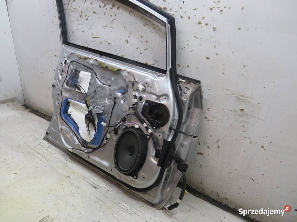 DRZWI LEWY PRZÓD 1F7 PRIUS III