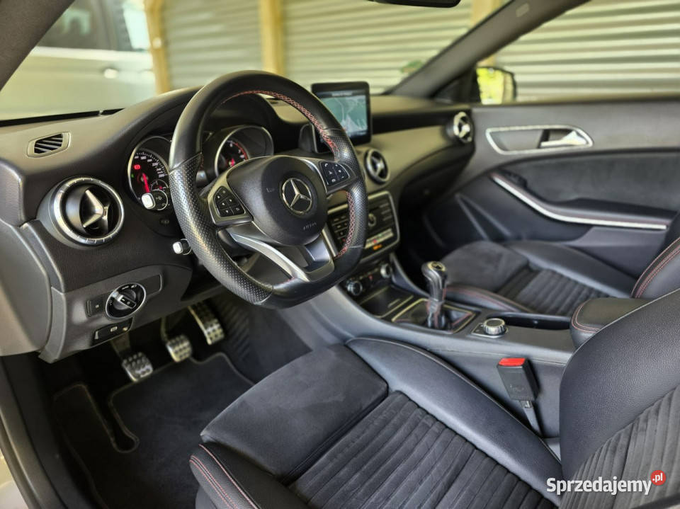 Mercedes CLA 200 Shooting Brake AMG Line I komputer pokładowy Tenczynek