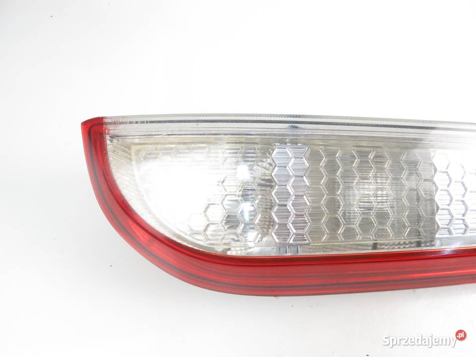 LAMPA PRAWA TYLNA FOCUS MK2 KOMBI LIFT osobowe