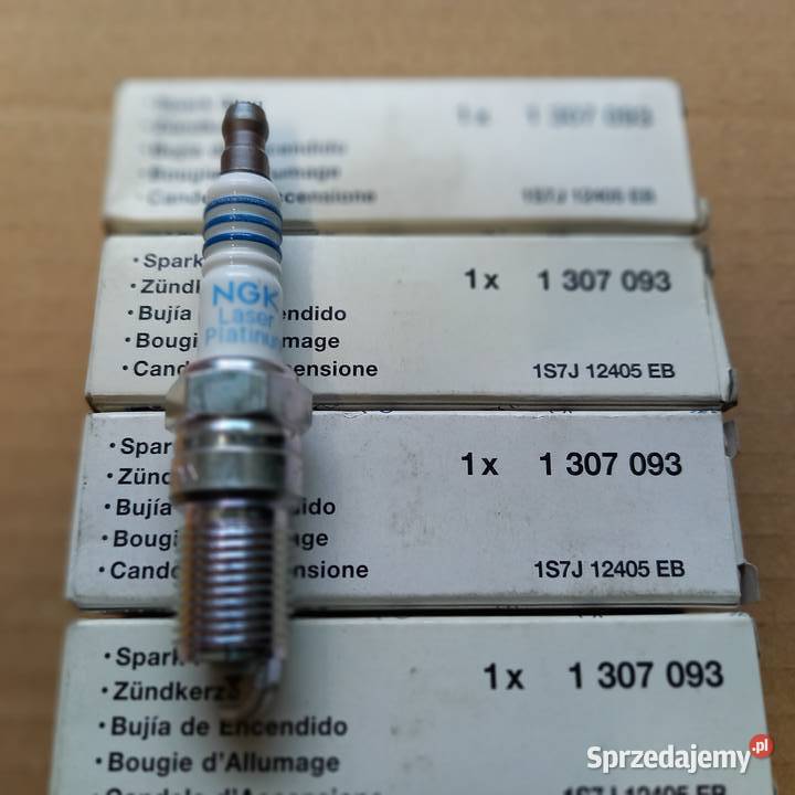 1307093 Świeca zapłonowa AGFS 22FE13J Platinium Kraków