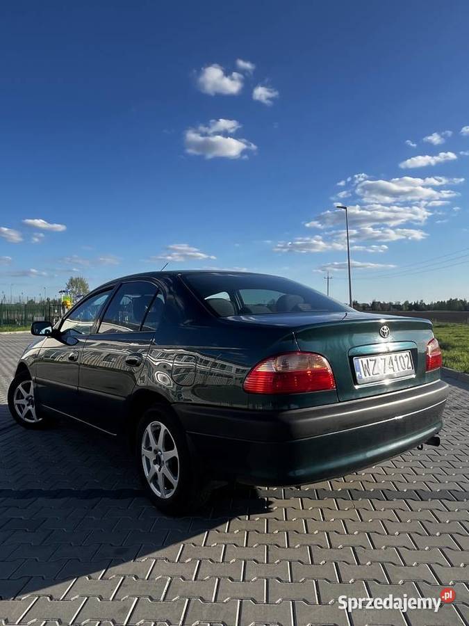 Toyota Avensis 2002 nieuszkodzony Warszawa