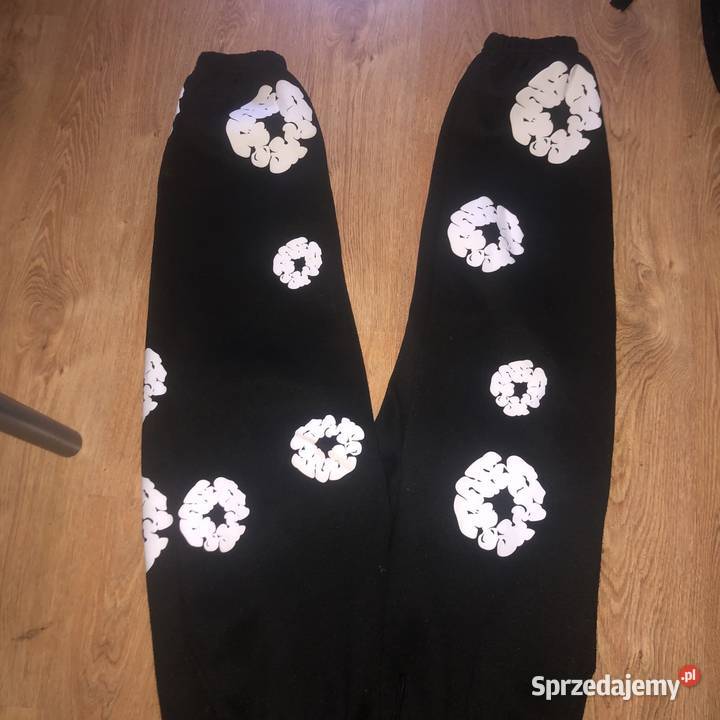 Denim teears spodnie Kwiatki Sierakowice