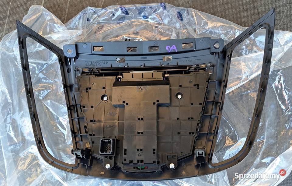 Panel radia Ford Kuga osobowe Pyrzyce
