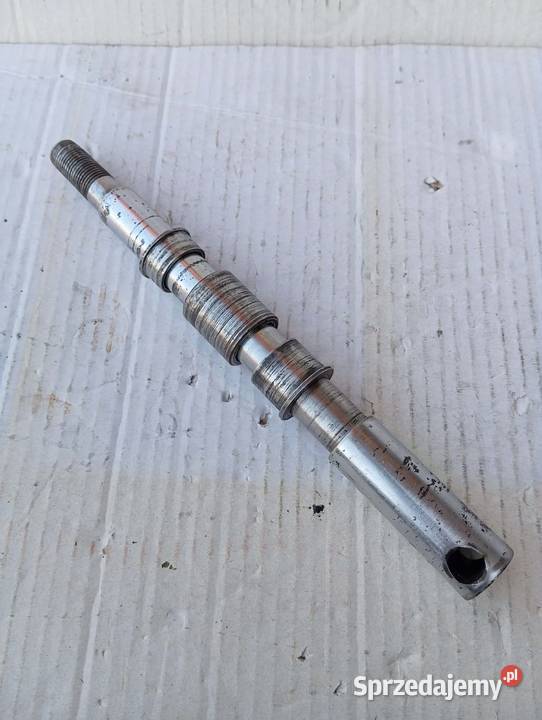 OŚ OŚKA PRZEDNIA KOŁO WAHACZYK M72 K750 URAL Ośki Niemodlin