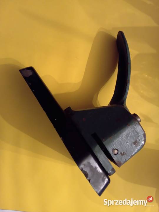 Sprzedam stary dziurkacz delfin PRL Międzygórze