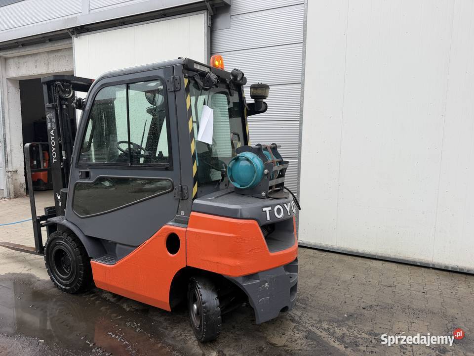 Toyota nowa dostawa 789053484 8FGF25 TRIPLEX 47m Wózki widłowe Łask