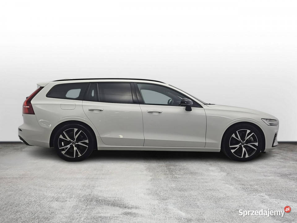 Volvo V60 T8 AWD PlugIn Hybrid RDesign aut Salon światła przeciwmgielne Warszawa
