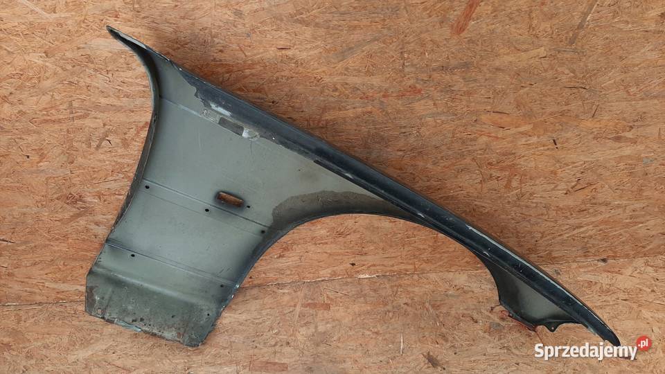 BMW 3 E36 Coupe Cabrio BŁOTNIK LEWY PRZÓD ZDROWY Nowy Tomyśl