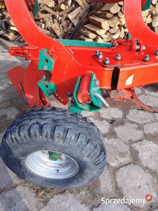 Pług 41 Agromasz wielkopolskie Śmiardowo Krajeńskie