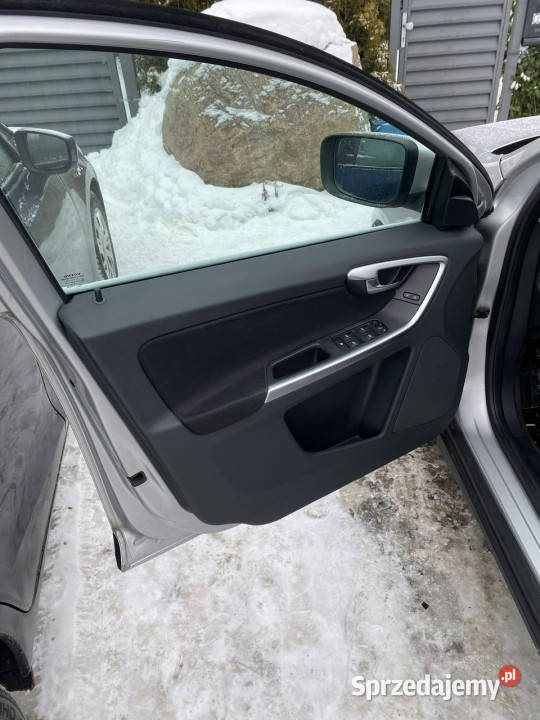 Volvo XC 60 Volvo XC60 24 D5 175 I 20082017 Rok produkcji 2010 Gdańsk