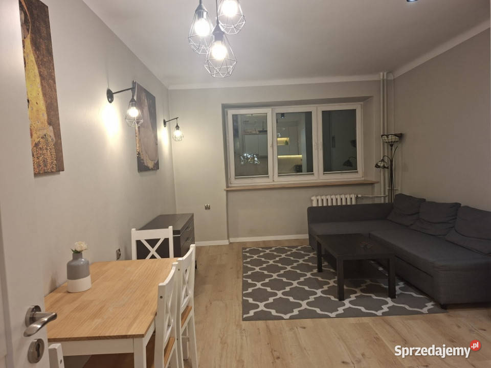 3 pokoje remoncie Karmelicka w Śródmieściu Liczba pokoi 3 Sprzedaż Warszawa