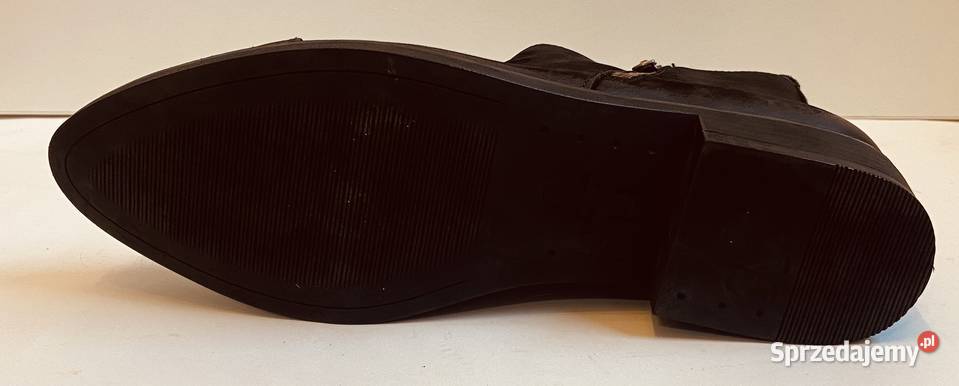 Czarne skórzane nubukowe ocieplane botki rozmiar Żyrardów