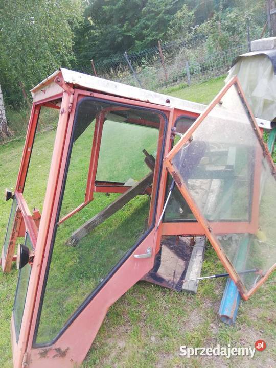 Kabina do ciągnika rolniczego Renault Szydłowiec