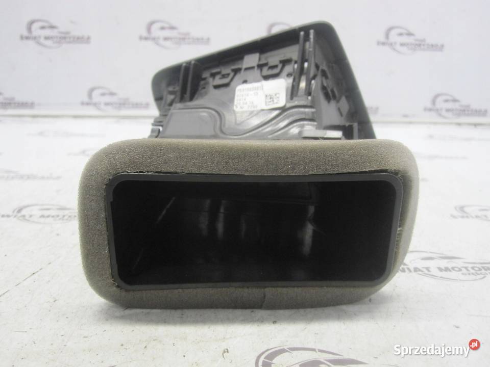 BMW F10 LIFT kratka nawiewu prawa 07616001