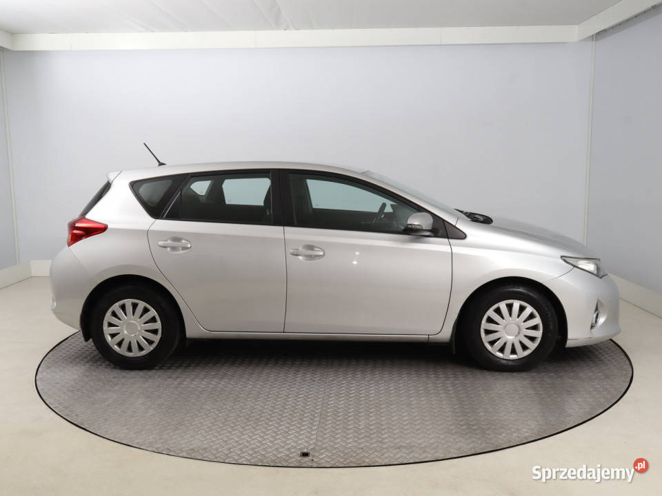Toyota Auris 13 Dual VVTi Bielany Wrocławskie sprzedam