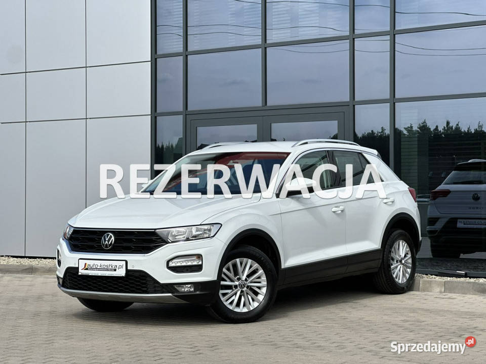 Volkswagen TRoc Kamera Czujniki Asystent bluetooth