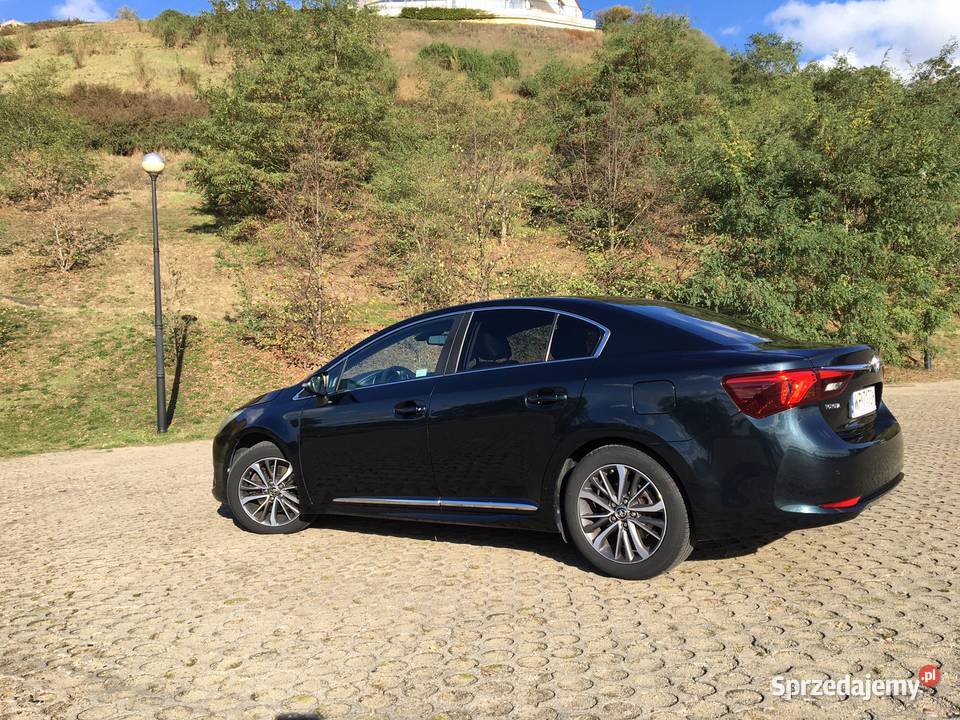 Toyota Avensis Salon POLSKA Bezwypakowy