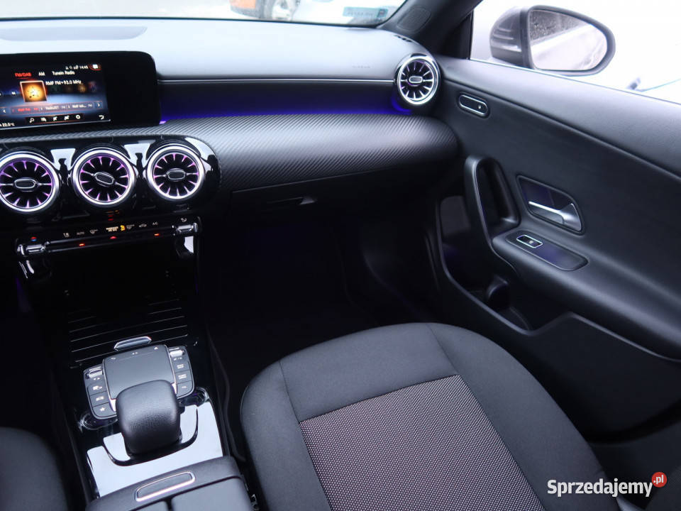 Mercedes CLA 200 światła do jazdy dziennej Katowice