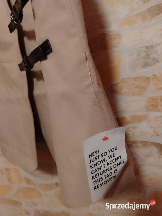 40L ASOS Beżowa kamizelka biznesowa z zapięciem Bluzki i koszule sprzedam