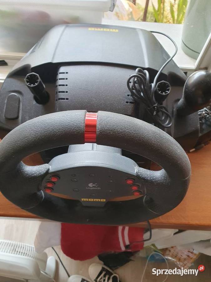 Kierownica logitech momo racing