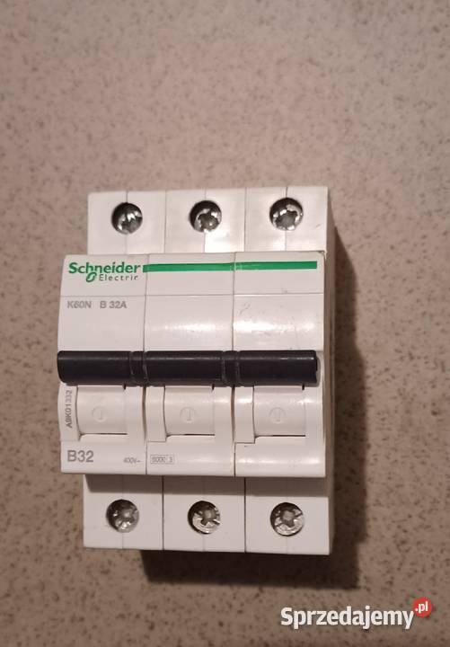 Wylacznik instalacyjny 32A pomorskie Pruszcz Gdański sprzedam