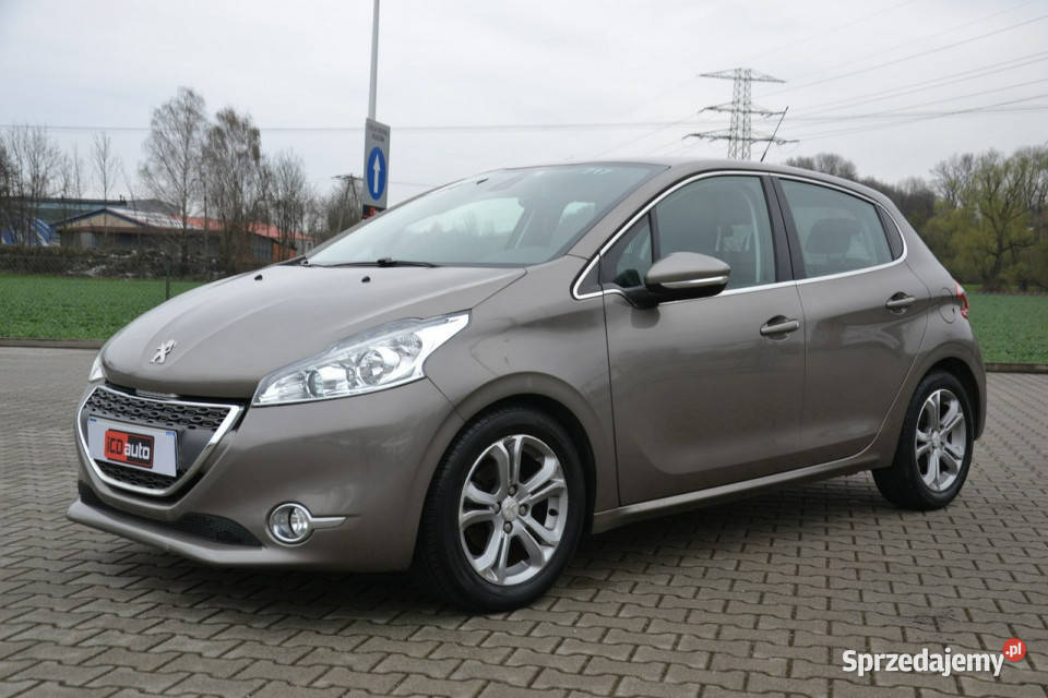Peugeot 208 16 ehdi 92 ekonomiczny climatronic Hatchback Kęty