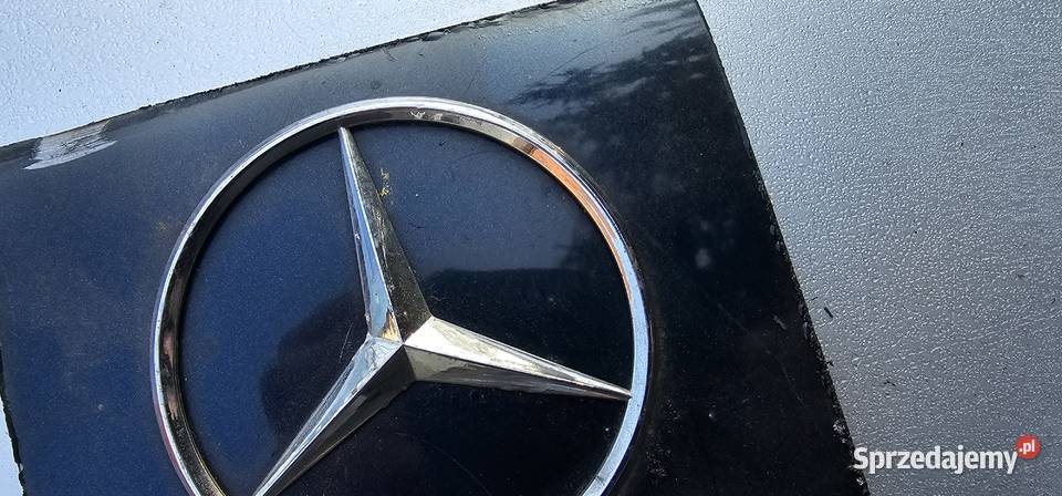 Emblemat klapy tył mercedez w202 sedan Zbąszyń sprzedam