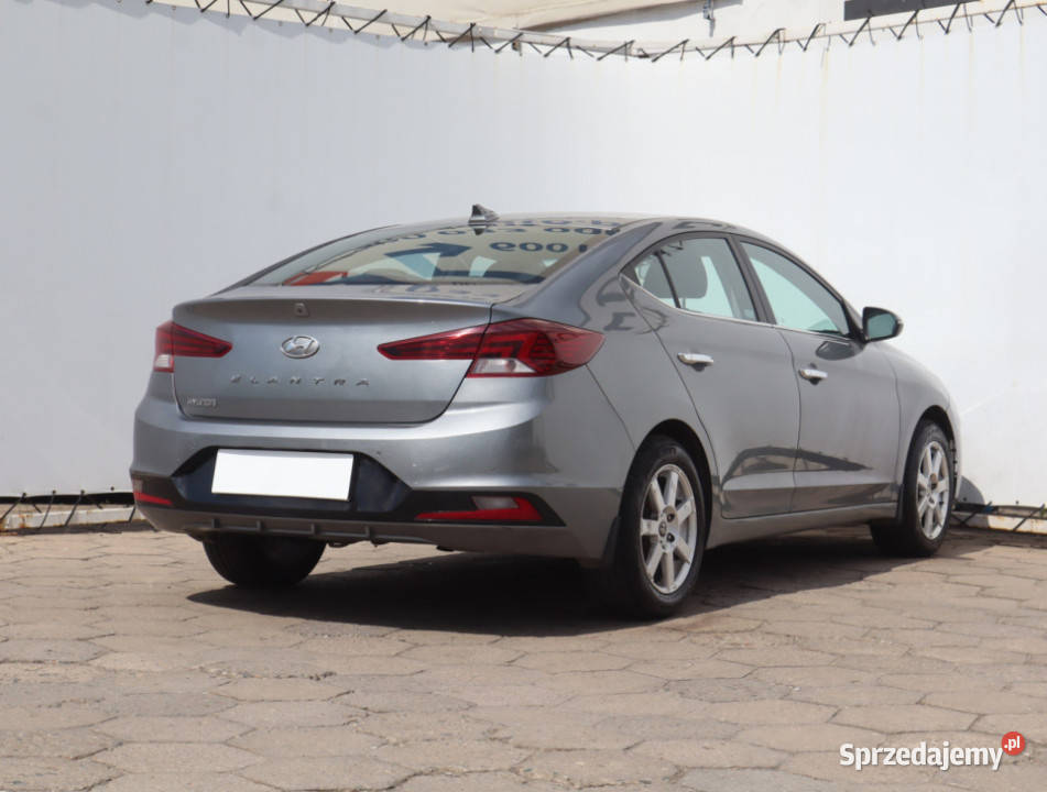 Hyundai Elantra 16 CVVT kamera cofania Łódź