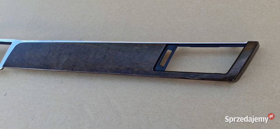 MERCEDES EKLASA W212 DEKOR LISTWA OZDOBNA DESKI osobowe lubuskie Bieleń sprzedam