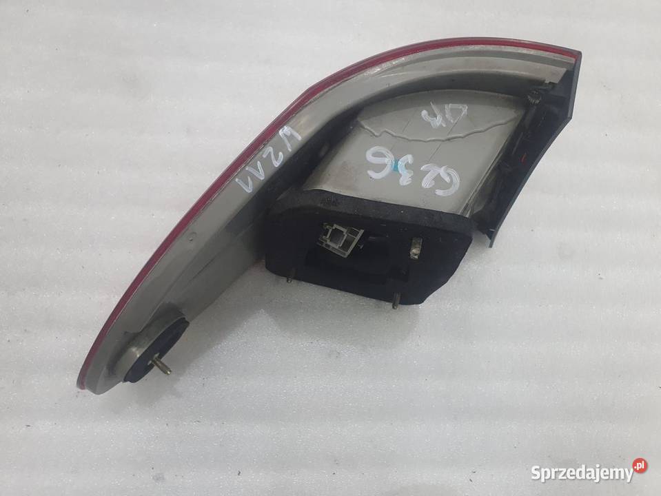 LAMPA PRAWY TYŁ MERCEDES W202