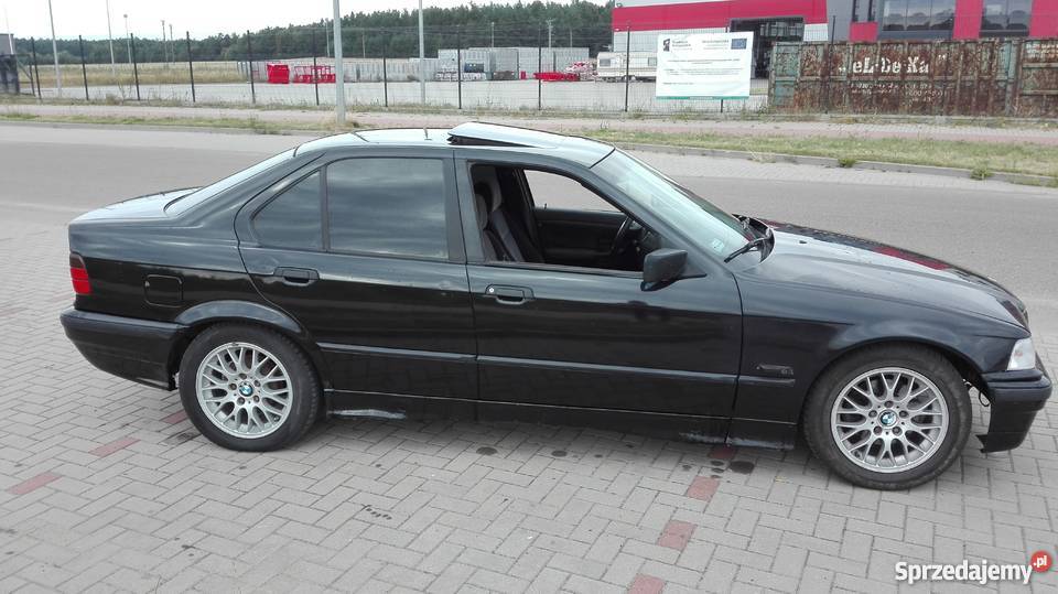 BMW E36 Sedan 18 Sekwencja 115KM Nidzica sprzedam