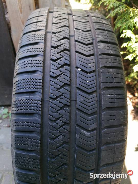 Opona bieznikowana caloroczna 20555 R16 Barcice Drwalewskie sprzedam