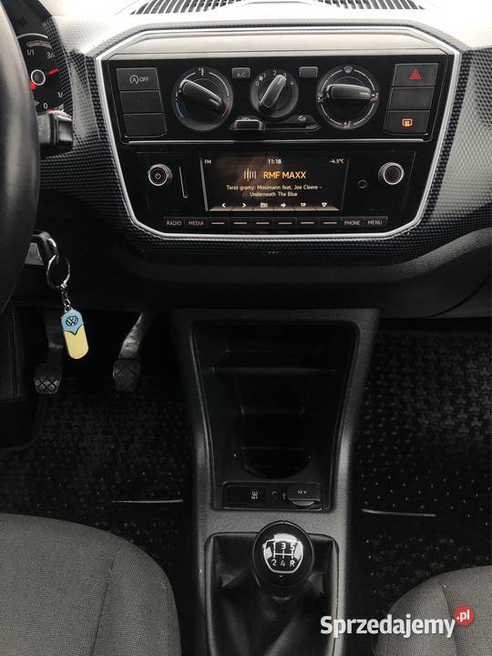 Volkswagen UP 10 MPI Salon Polska Rok produkcji 2019 wielkopolskie Poznań
