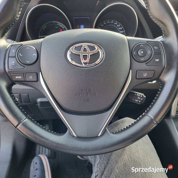 Toyota Auris 18 hybryda bezwypadkowy super stan mazowieckie Góra Kalwaria