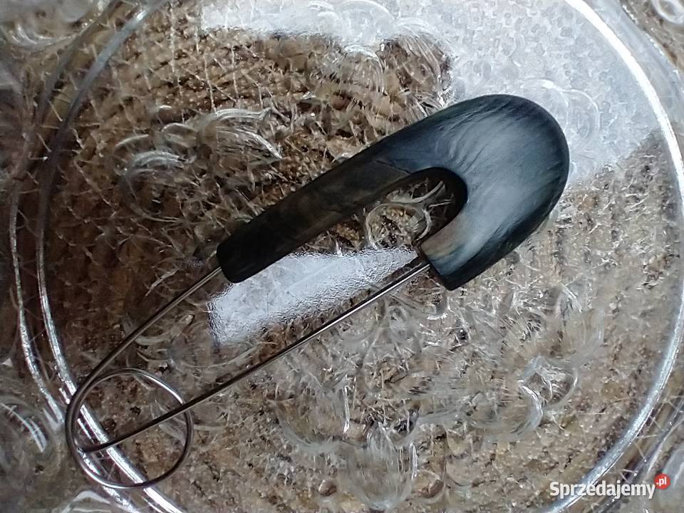 Czarna agrafka broszka drewno rękodzieło Łódź