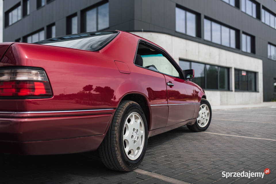 Mercedes 220CE manual benzyna Gliwice