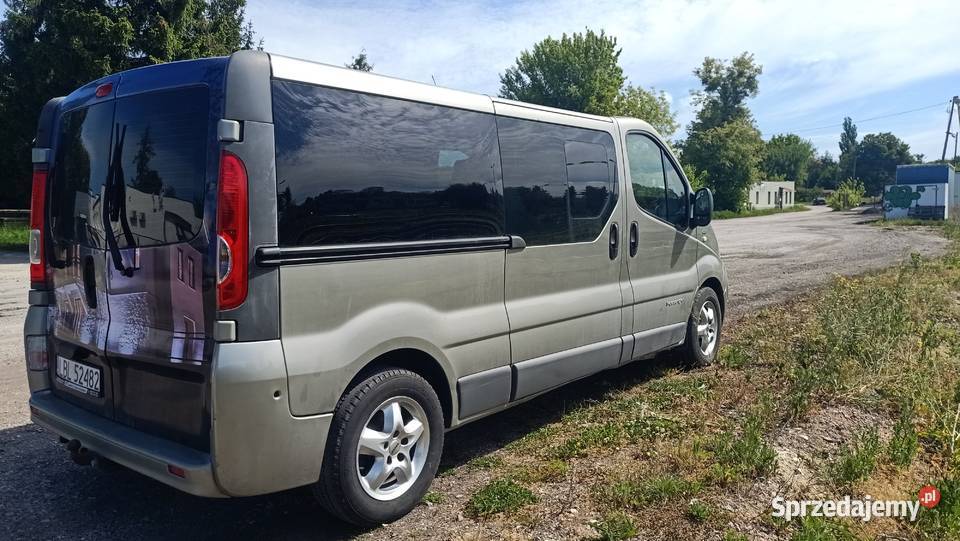 Renault Trafic LONG 9 osobowy KLIMA przód tył Zamość