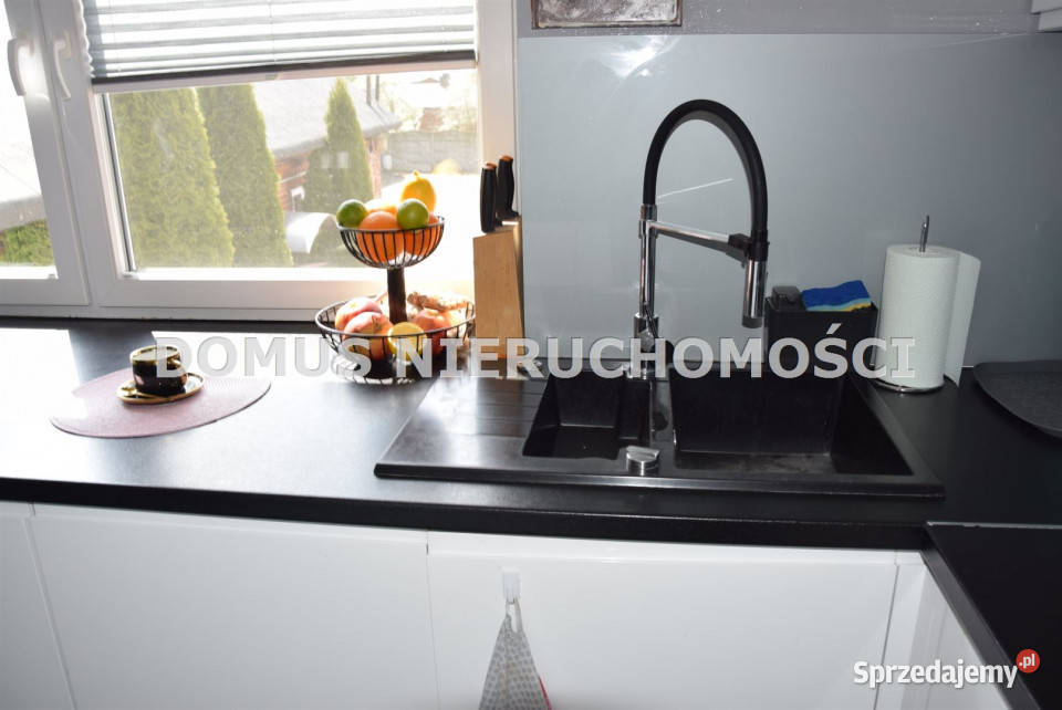 Dom wolnostojący 320m2 Karpin asfalt