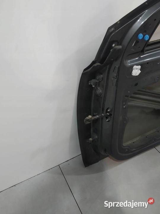 DRZWI PRAWE PRZÓD 45516 Volvo V40 II 20122019 Drzwi świętokrzyskie