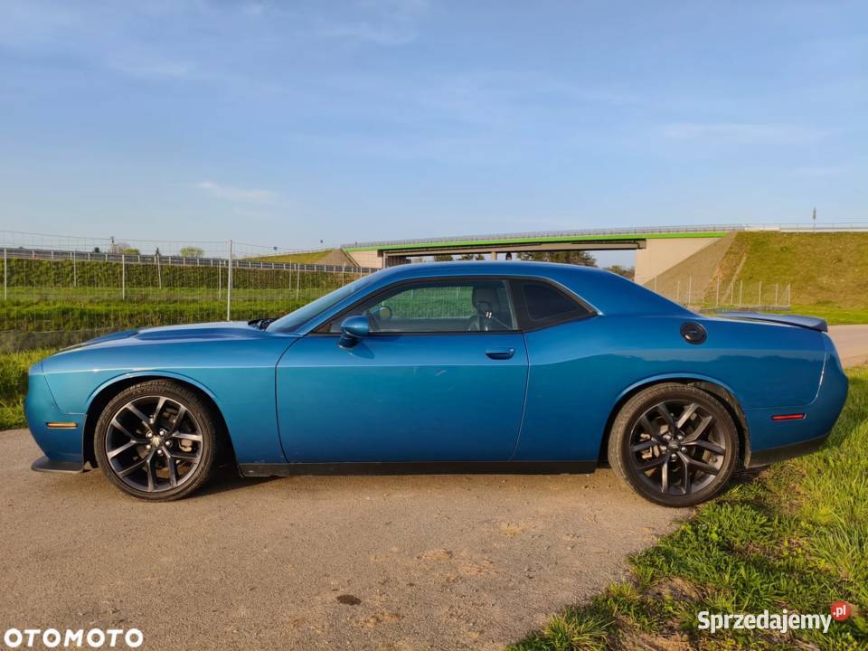 Dodge Challenger 36 Białobrzegi